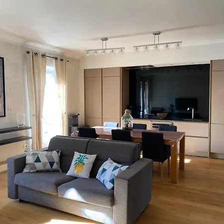 Pavillon Geneve Apartment